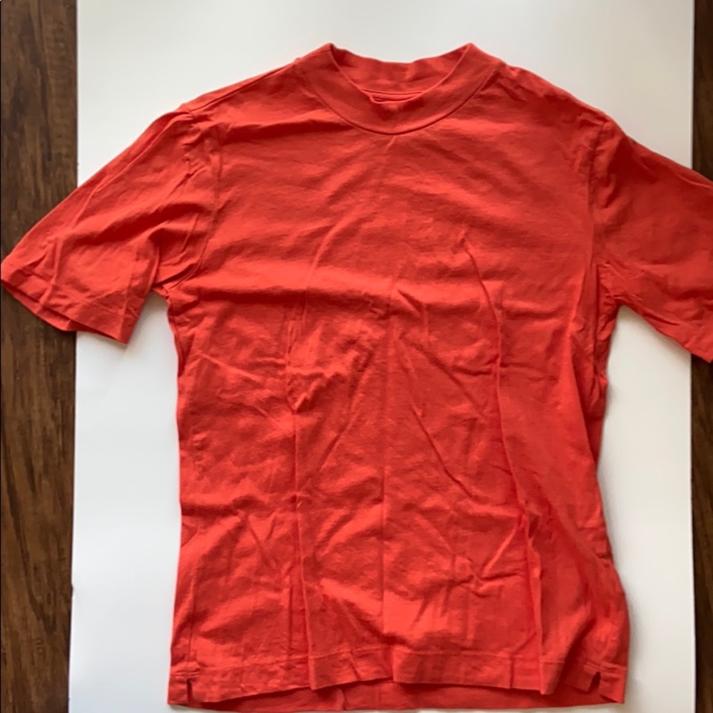 Everlane mockneck short sleeve crew